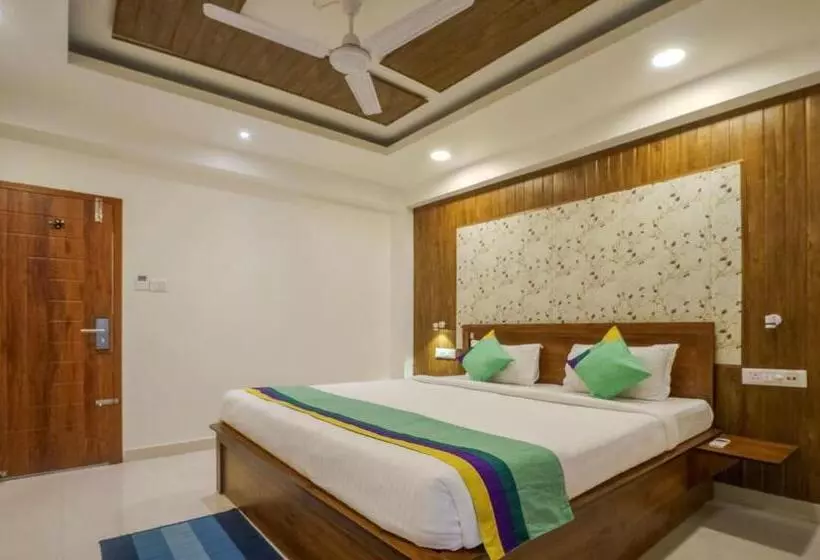 Hotelli Treebo Park Palace