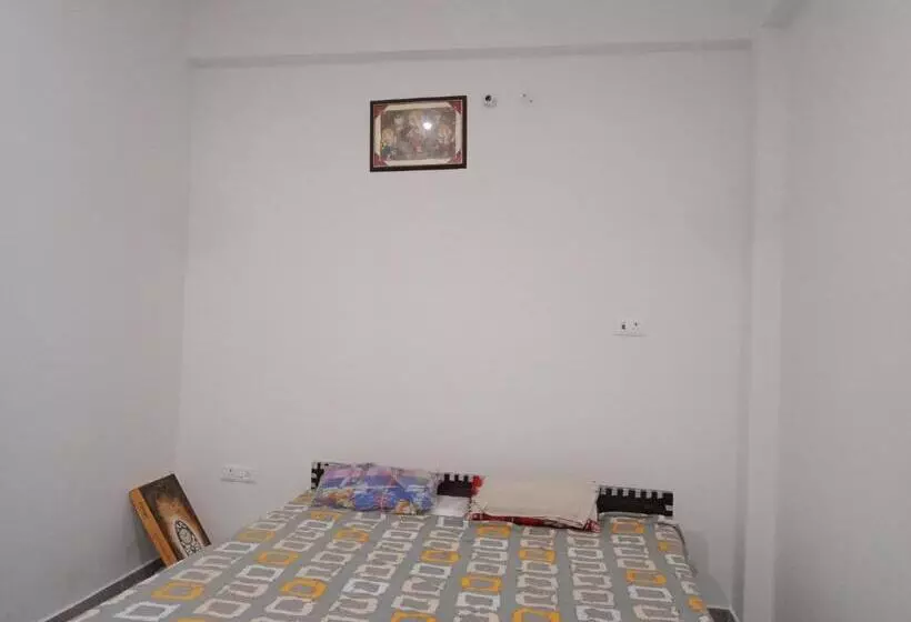 هتل Shri Krishna Banquet Hall