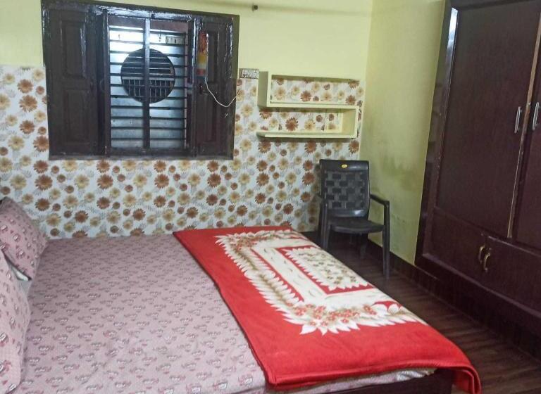 호텔 Spot On Kunj Bihari Palace