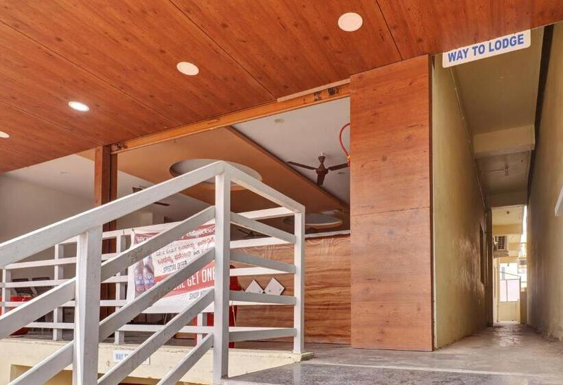 فندق Spot On Vkg Lodge