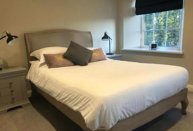 Hotelli The Fox Hall Inn