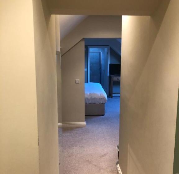 酒店 The Fox Hall Inn