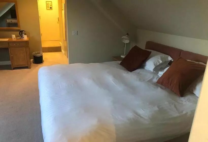 Hotelli The Fox Hall Inn