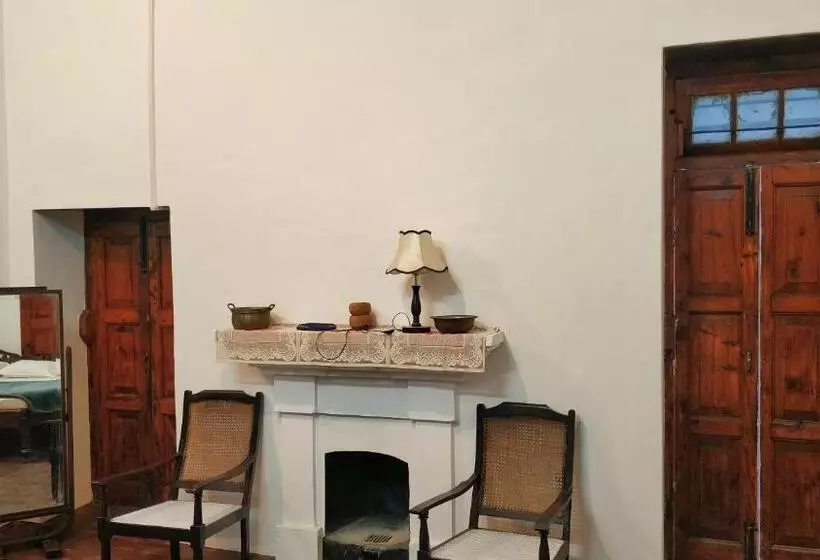 ペンション Black Bear Cottage Khajjiar