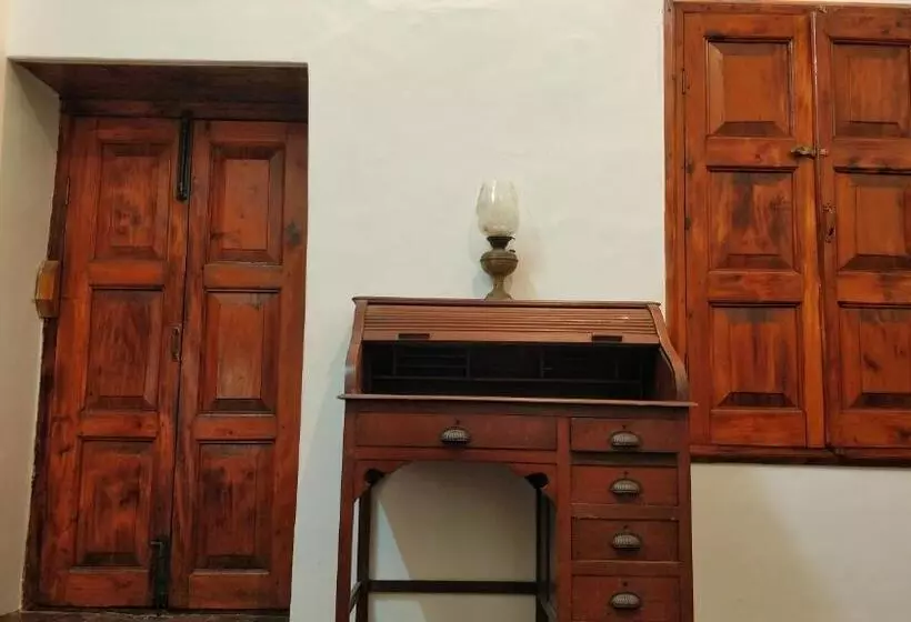 ペンション Black Bear Cottage Khajjiar