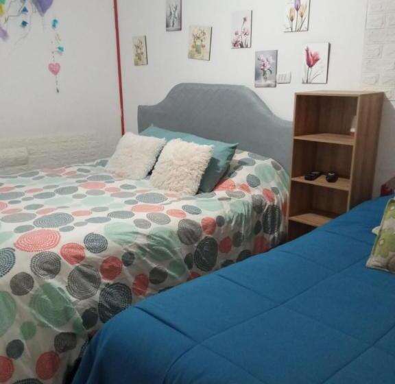 پانسیون Hostal¤ Familiar¤