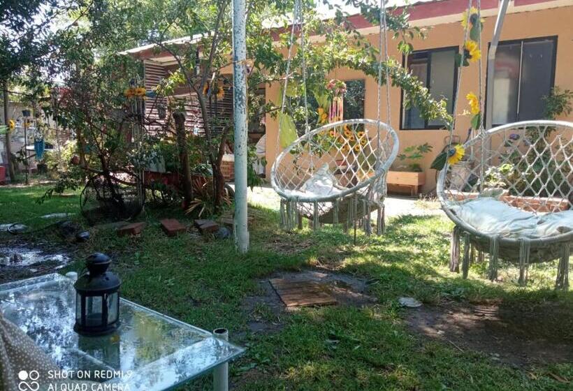 پانسیون Hostal¤ Familiar¤