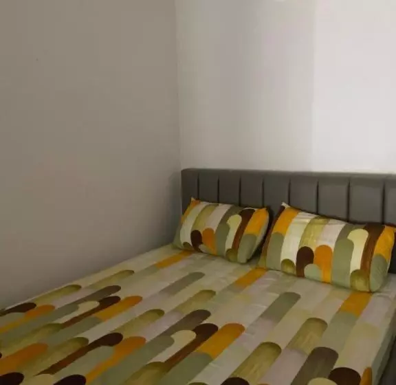 پانسیون Nini S Guesthouse