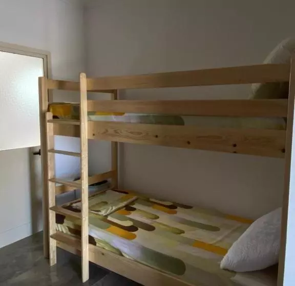 پانسیون Nini S Guesthouse
