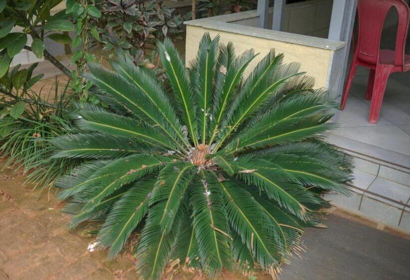 Pensão Rac Adventure Camp By Lexstays,near Isha Foundation