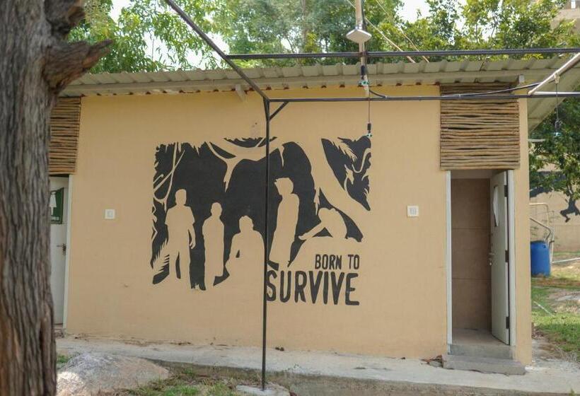 Pensão Rac Adventure Camp By Lexstays,near Isha Foundation