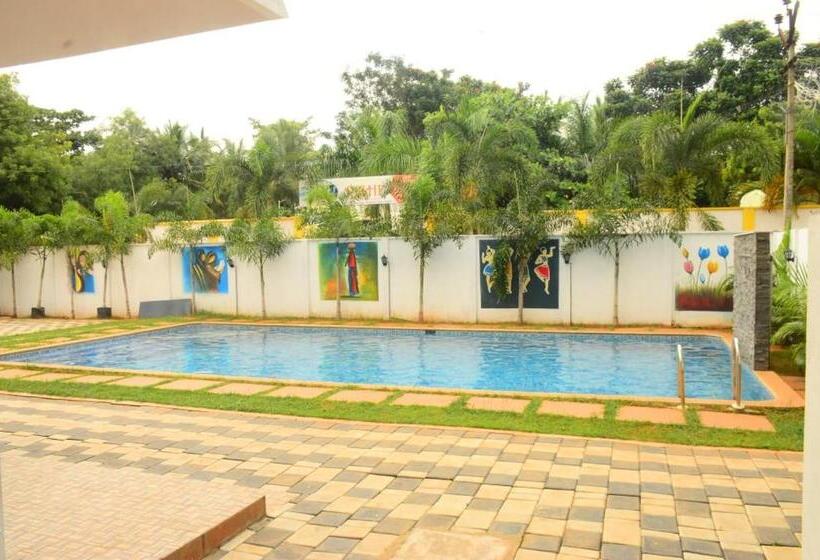 پانسیون Yathara Farm House Pondy