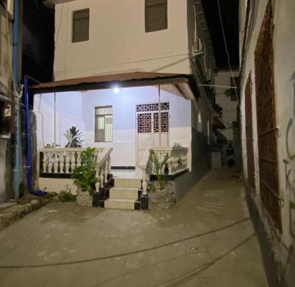 African Angel House B&b