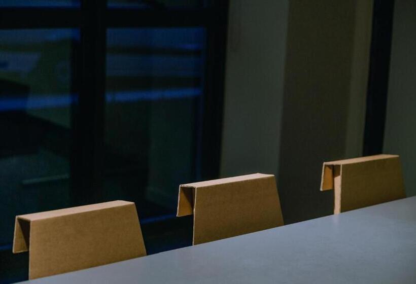 هاستل 11+1 By Tumo