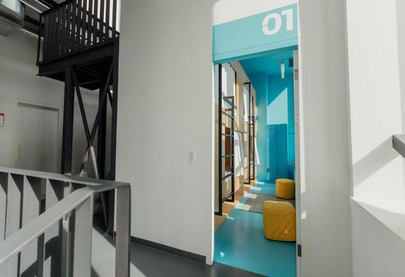 هاستل 11+1 By Tumo