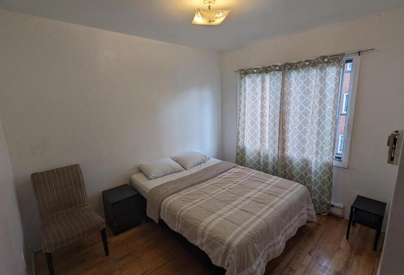 تختخواب و صبحانه 4720 Av Dupuis