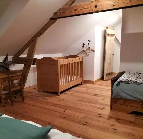 ベッドアンドブレックファースト Chambre Hortense