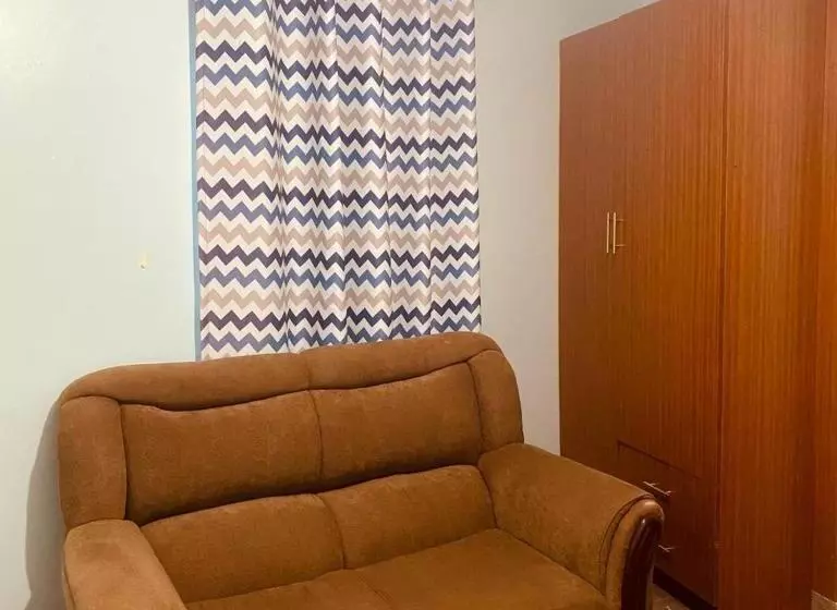 تختخواب و صبحانه Studio Apartment Thika Town