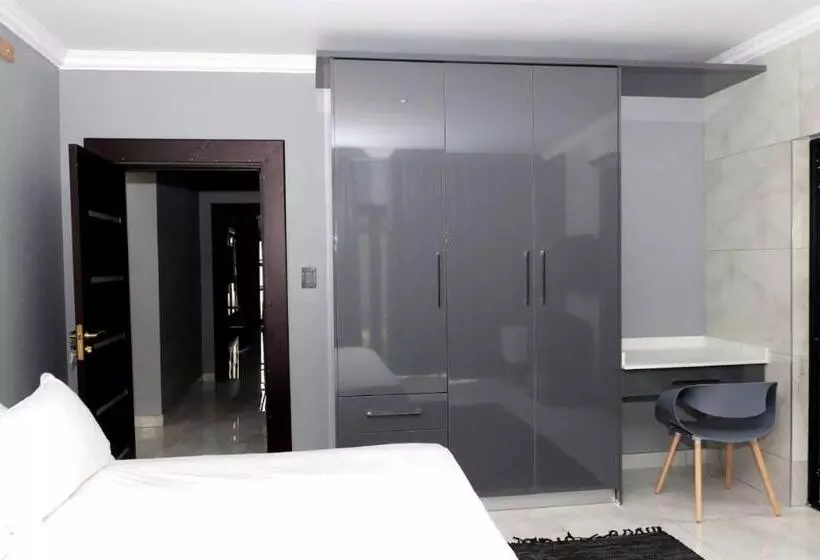 ベッドアンドブレックファースト The Residence Villa