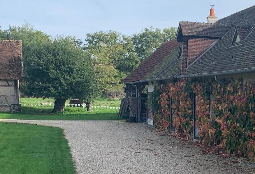 مبيت وإفطار Une Chambre Au Pré Des Fées