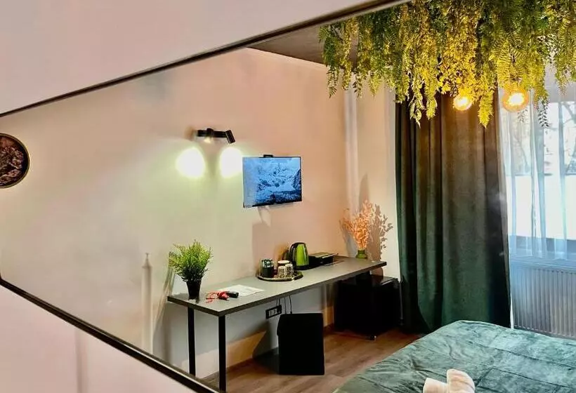 Cozy Hideout Condo