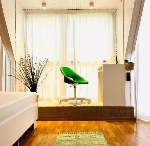 Cozy Hideout Condo