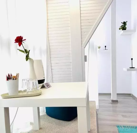 Cozy Hideout Condo
