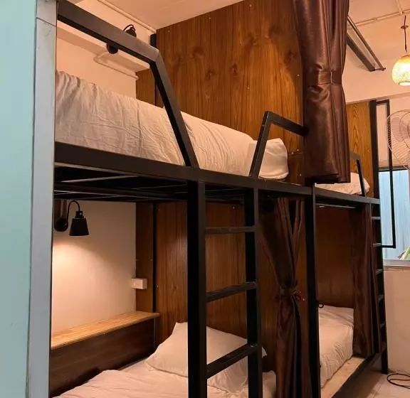 Happiness Hostel