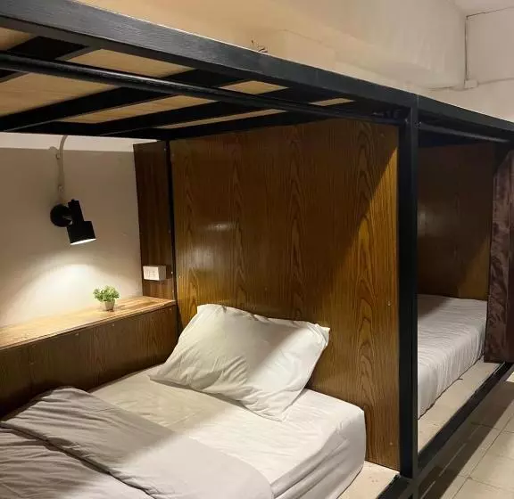 Happiness Hostel