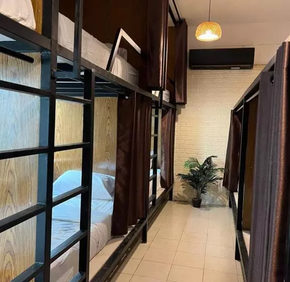Happiness Hostel