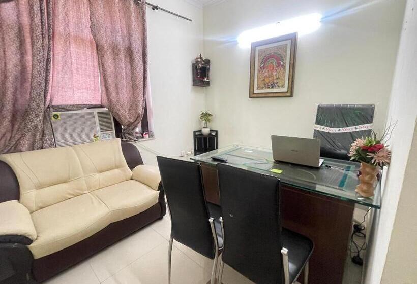 Отель Aadi S Residency