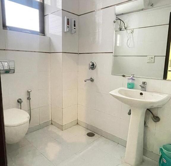 Отель Aadi S Residency