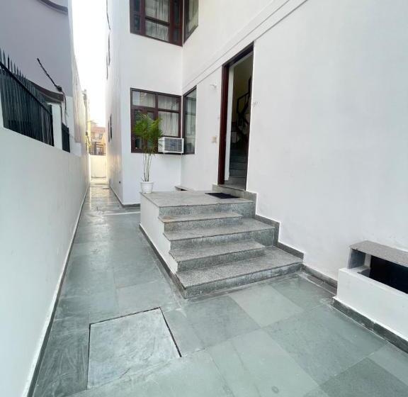 Отель Aadi S Residency