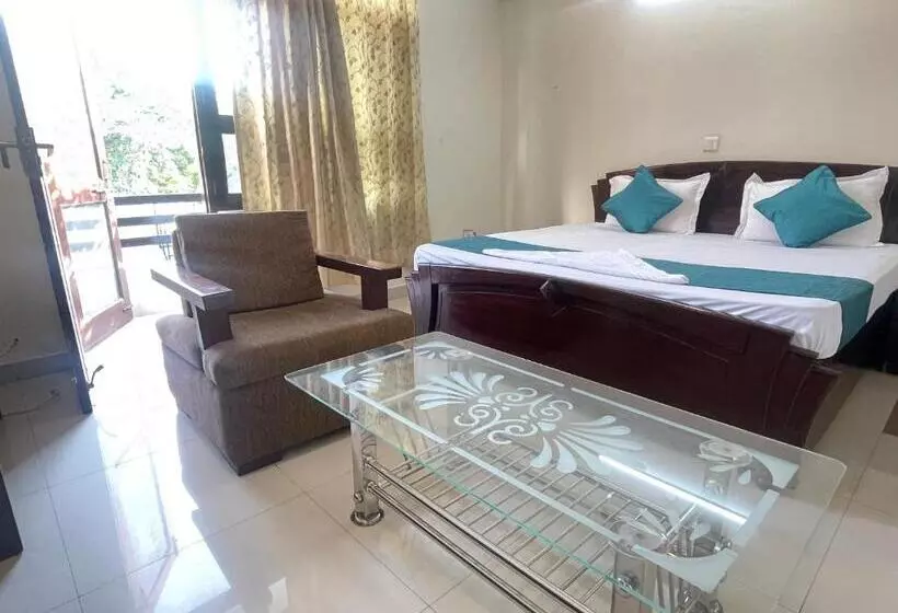 ホテル Aadi S Residency