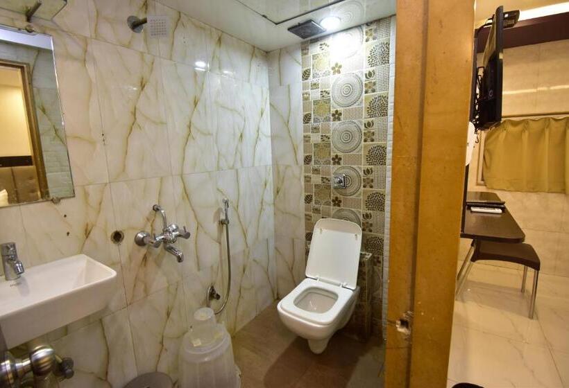 Hotell Bkc Palace Inn   Jio World Convention Center And Us Visa Center హోటల్ బి కే సి ప్యాలెస్ ఇన్