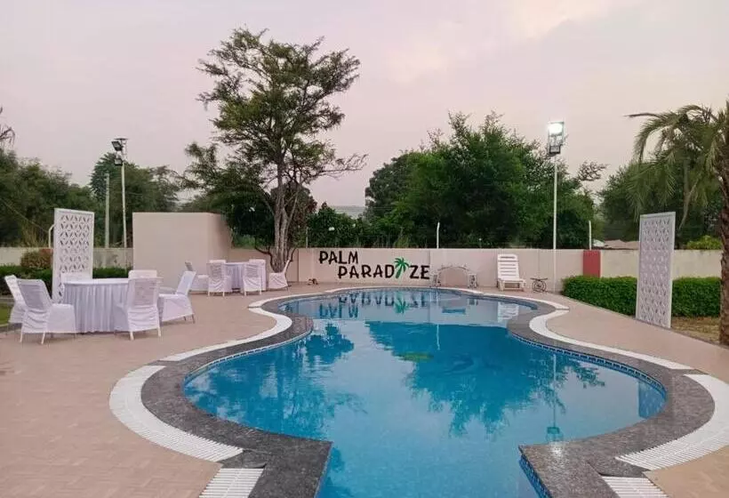 Hotel Palm Paradize