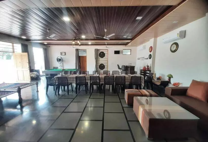 Hotel Palm Paradize