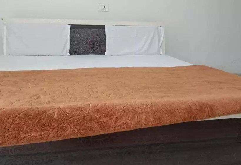 ホテル Shastri Nagar Dharmshala Ayodhya