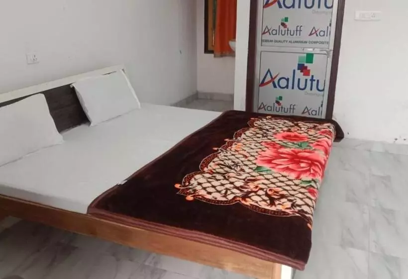 ホテル Shastri Nagar Dharmshala Ayodhya