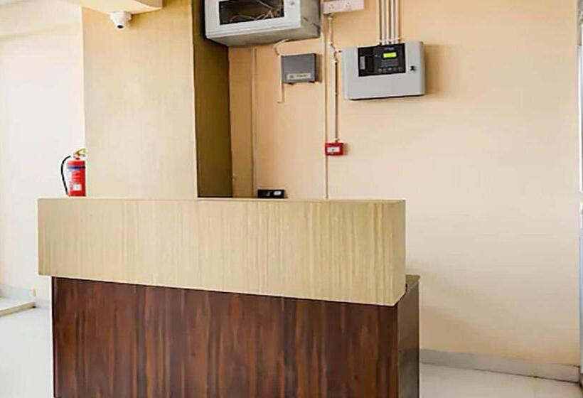 فندق Spot On Cochin Tourist Home