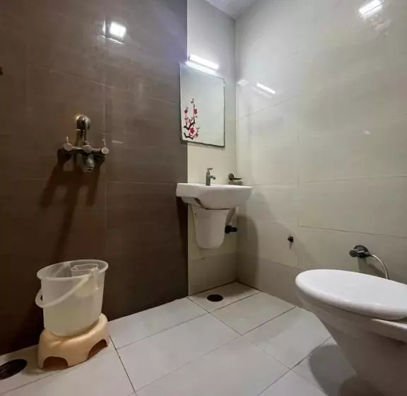 Hotelli Tushar Residency