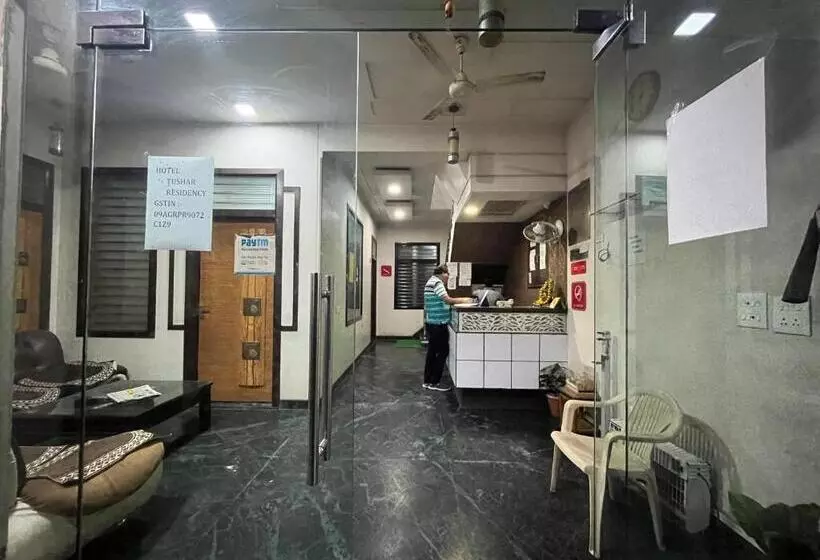 Hotelli Tushar Residency