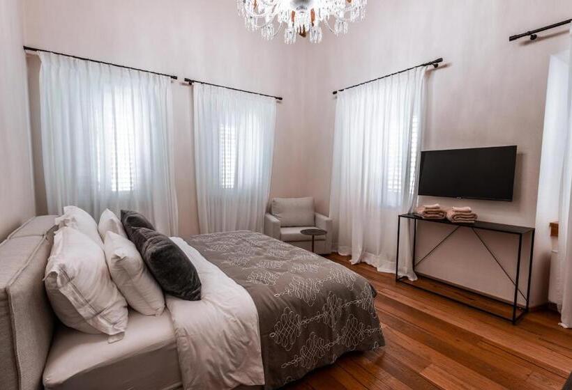 هتل Vila Serenata