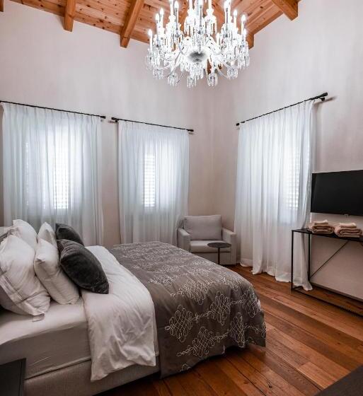 هتل Vila Serenata