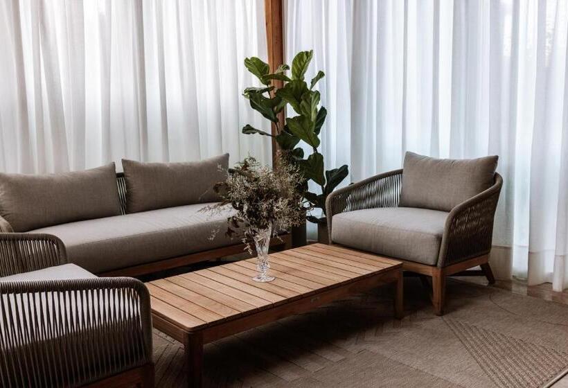 هتل Vila Serenata