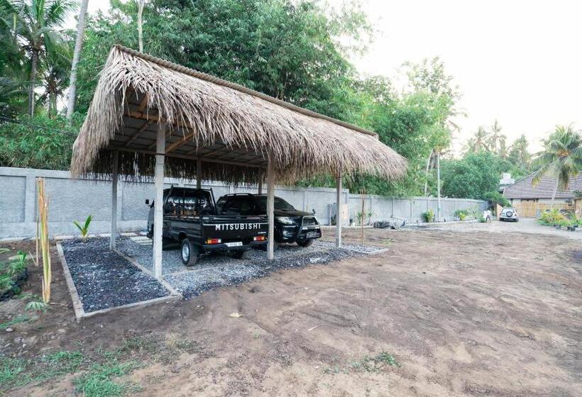 Пансион Bali Taoka Beach Villa