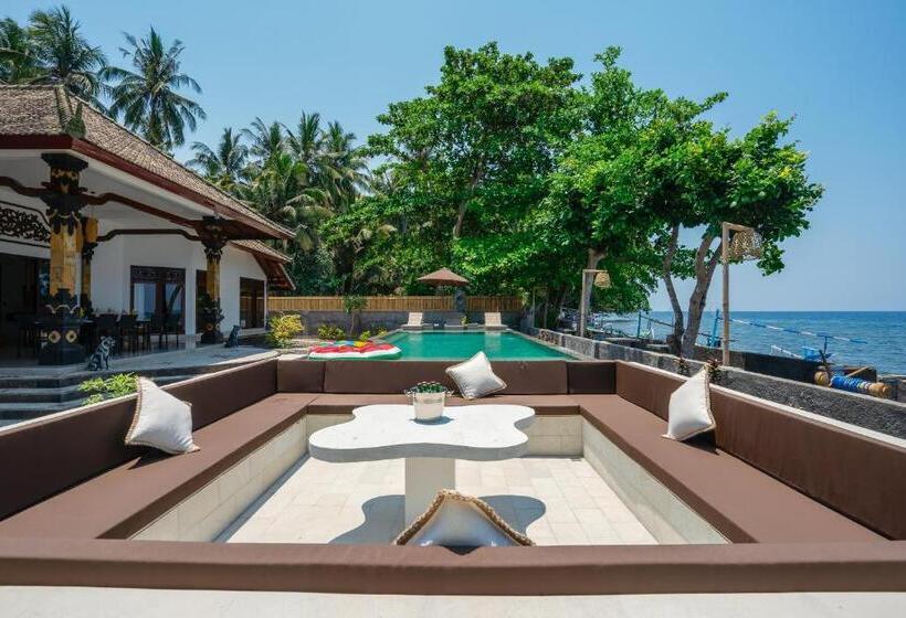 Пансион Bali Taoka Beach Villa