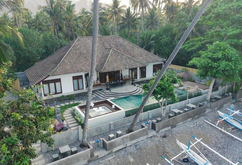 Пансион Bali Taoka Beach Villa