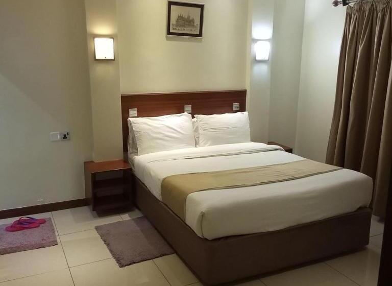 پانسیون Brownies Deluxe