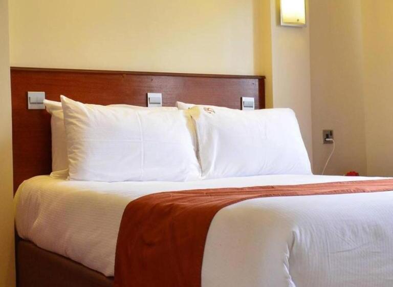 پانسیون Brownies Deluxe